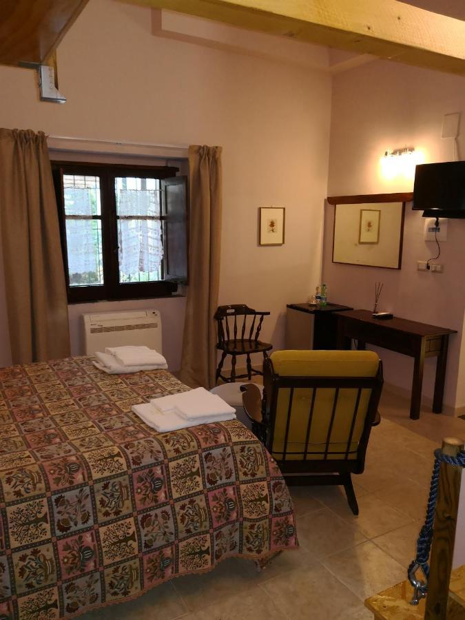 B&B Ex Magazzeno Barlotti Paestum Extérieur photo